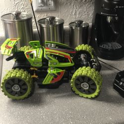 Remote control racer(Needs battery
