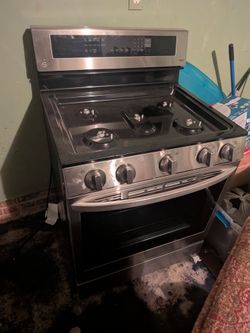 Brand new stove