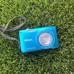 Nikon Coolpix S3100 Blue 