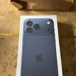 iPhone 17 Promax - 256gb (deep Blue)