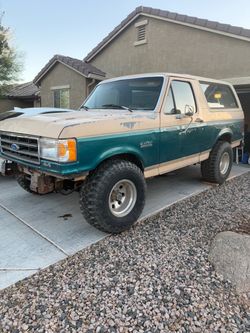 1990 Ford Bronco