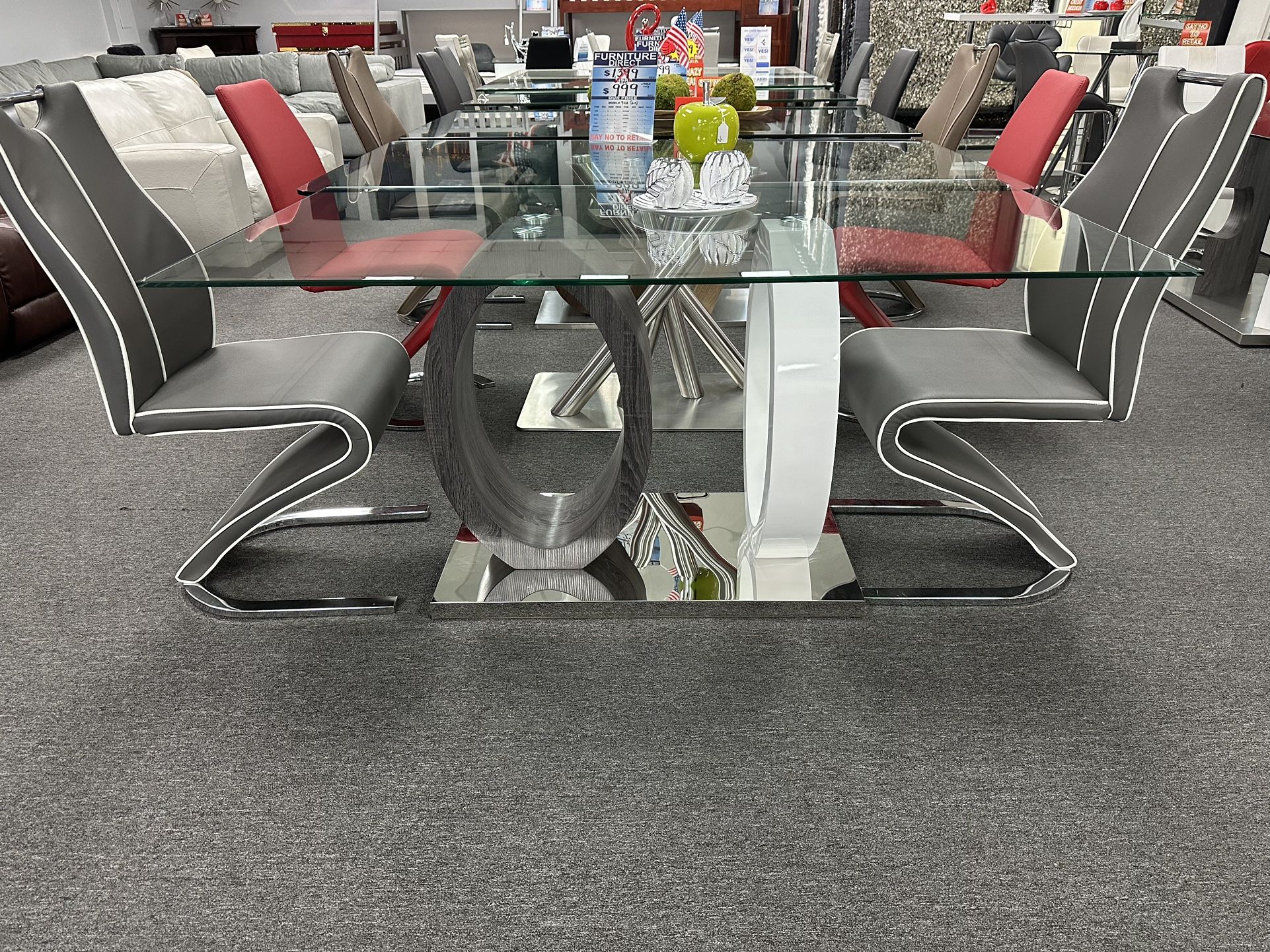 Modern Dining Tables Now Up To 75% Off‼️🤩 Starting At $399