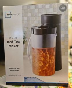 $30 🎀 Mainstays 8-cup iced tea and coffee maker.
