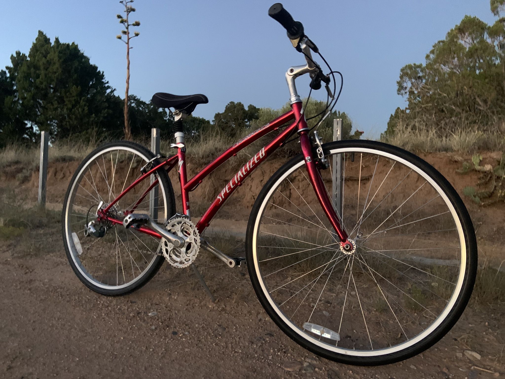 Specialized Fast Commuter Hybrid Bicycle 5’5”-5’9” 24 Speed Grip shifter