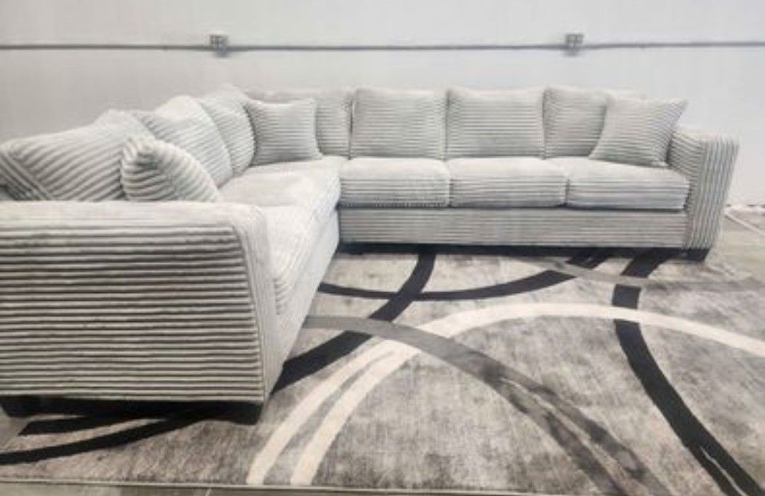 Unexpected Overstock! New Byers Market Ghost & SLATE Grey Full Length Mink 2pc Sectionals