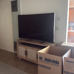 Samsung 65” TV