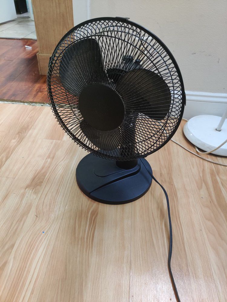 Portable fan/ Table fan