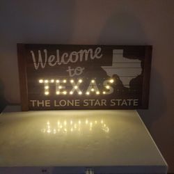 Welcome To Texas Light Up Sign Wall Decor 