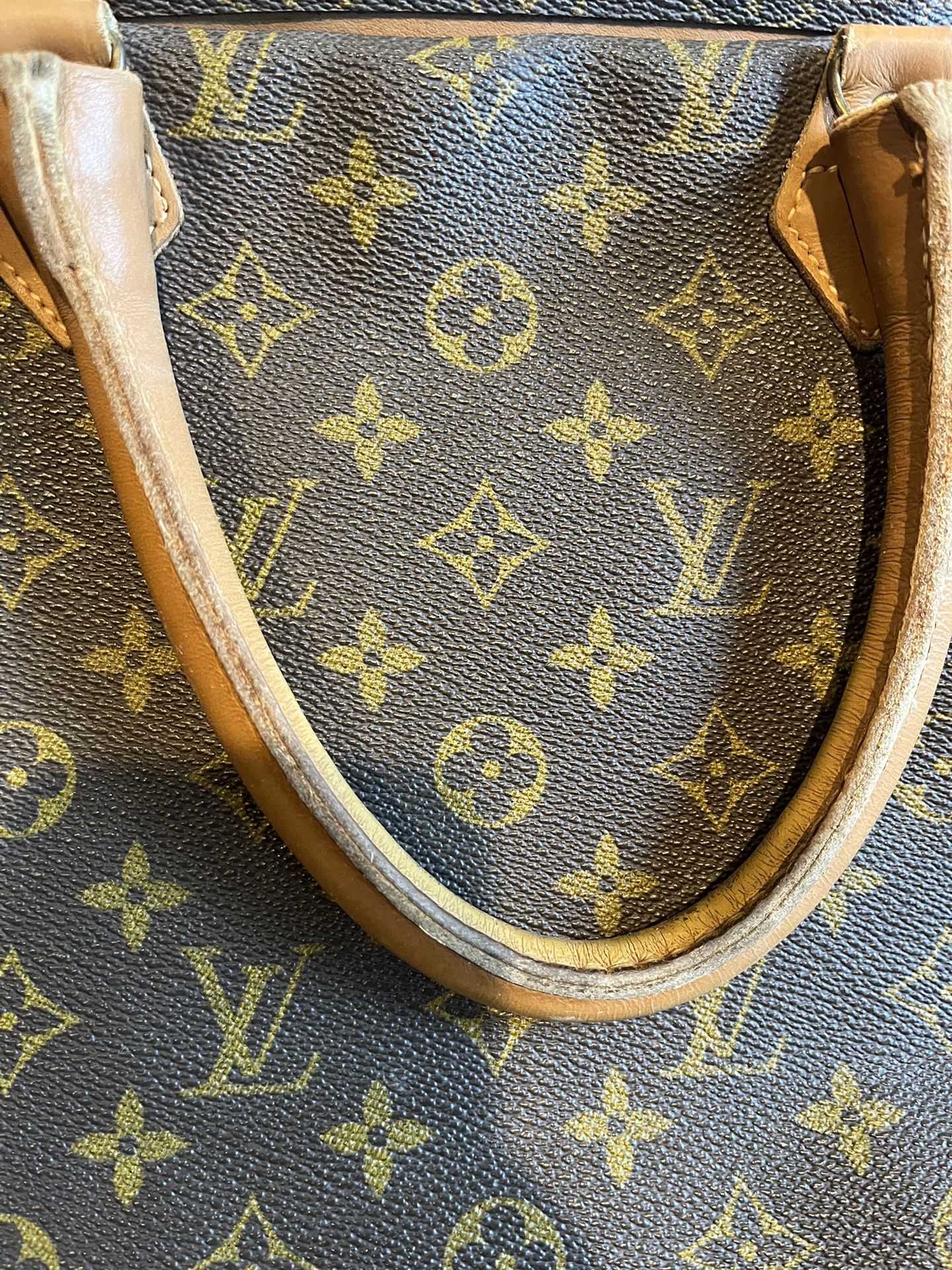 Authentic Louis Vuitton Vintage bag