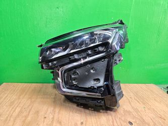 Tahoe 2021 2022 2023 2024 headlight