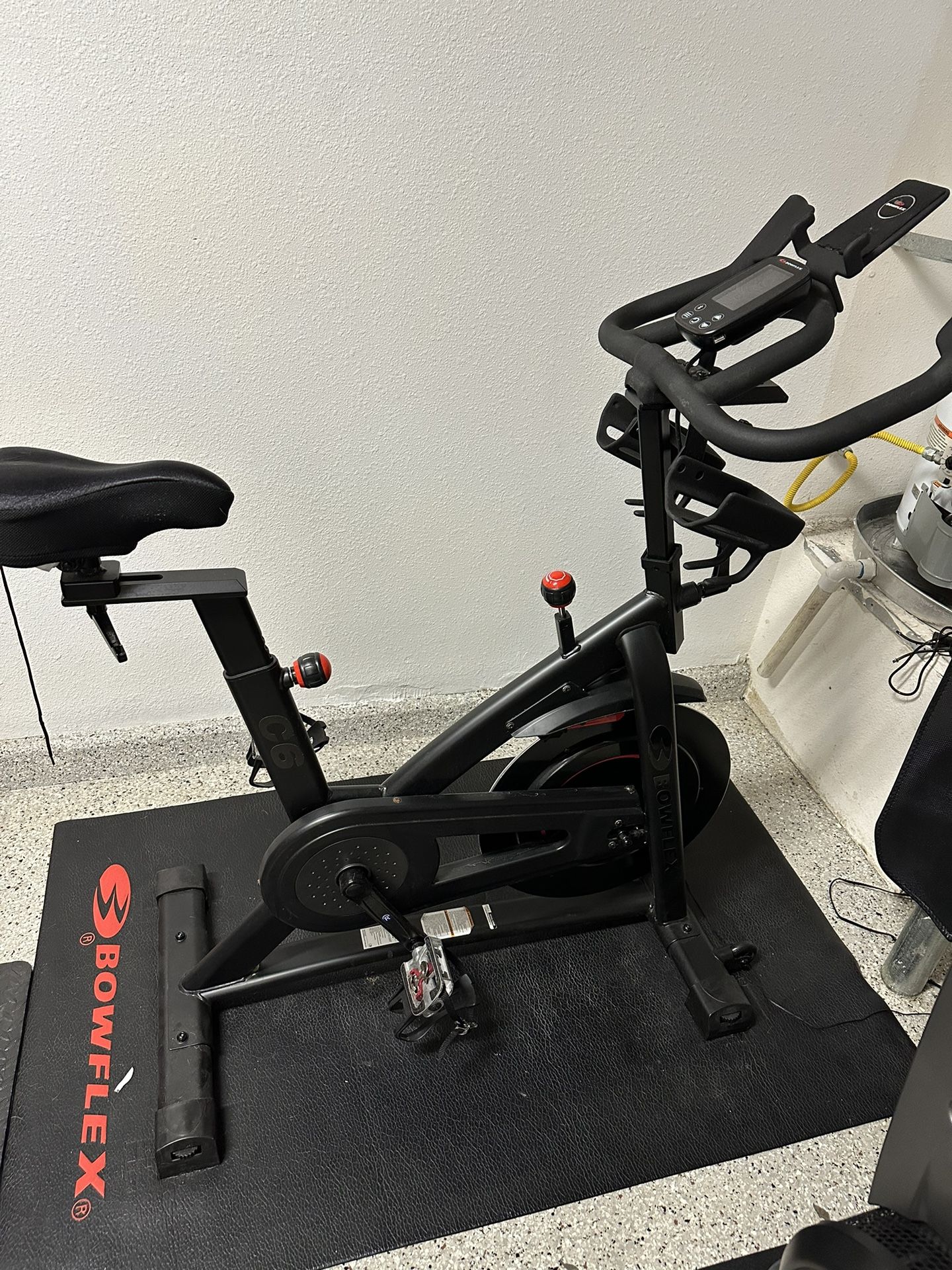 Bowflex C6 Exercise Bike