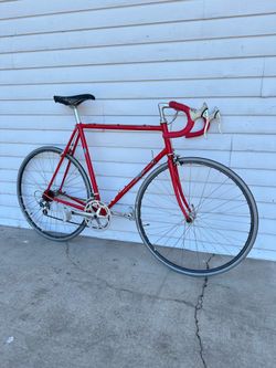 Specialized Men’s Road Bike