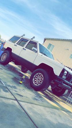 1990 Jeep Cherokee