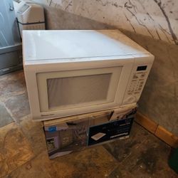 Only Used A Few Times Microwave.  Comes With A Toaster And Coffee  Maker.