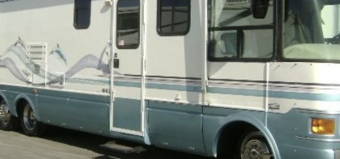 1997 Dolphin Motorhome