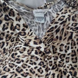 "Speechless" Cross Over Shirt.  XL. $5