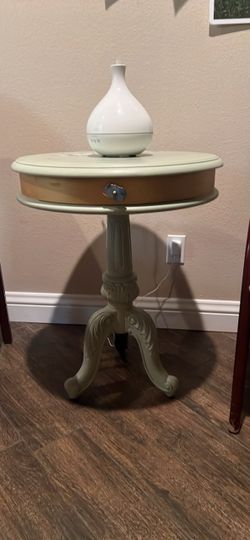 Round Pedestal Accent Table with Drawer