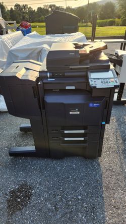 Kyocera TASKalfa 3500i Copy Machine 