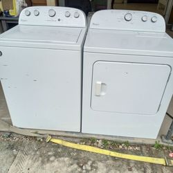 Whirlpool washer and electric dryer set