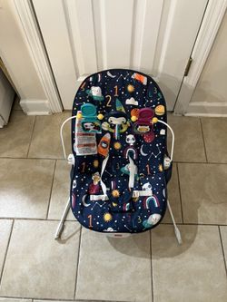 FISHER PRICE BABY BOUNCER