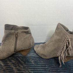 Carlos Santana Peyton Prep-toe Fringe Bootie