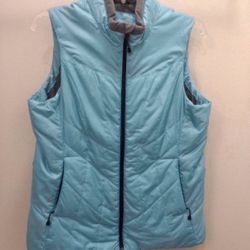 Exofficio Women’s Puffed Travel Vest (small-mediem): Multi Pockets : Jacket Converts to Pillow (Pick up🛒 In Bellevue) *Check out my Other Posts 📌