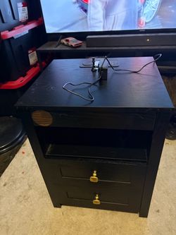 G#n safe night stand (READ DESCRIPTION)