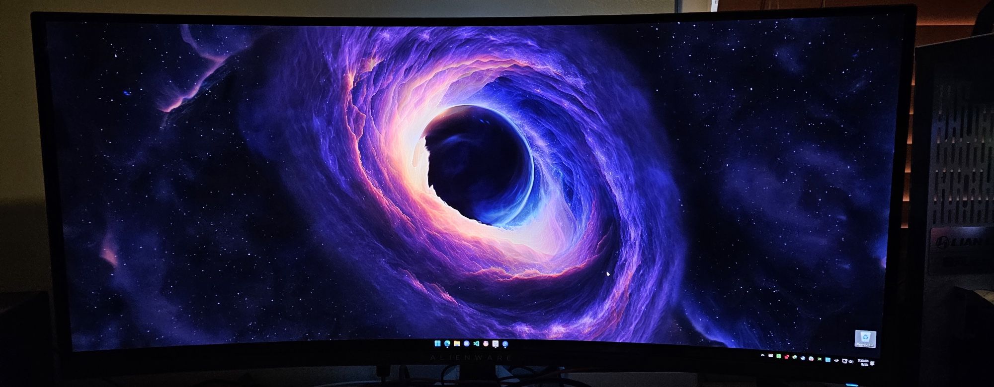 Alienware 34 Curved QD-OLED Gaming Monitor - AW3423DW