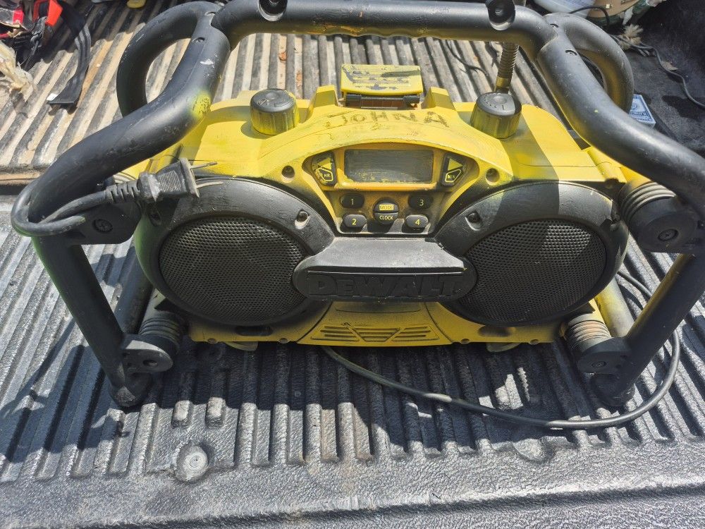 Dewalt Radio