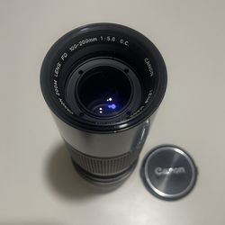 Canon Zoom Lens FD 100-200mm 1:5.6 S.C..