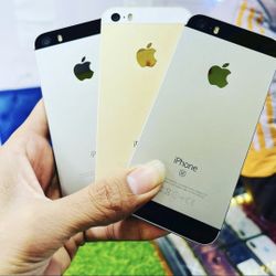 iPhone SE Unlocked With Warranty 