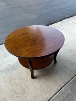 Round Coffee Table 30” W x 19” T