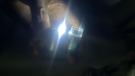 Currency detecting microscope