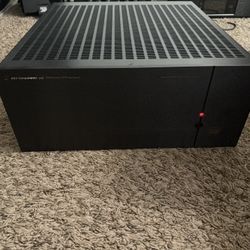 B&K Reference 7270 Series II 7 Channel Home Theater Amplifier