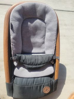 Maxi- Cosi The Kori 2-in-1 Rocker