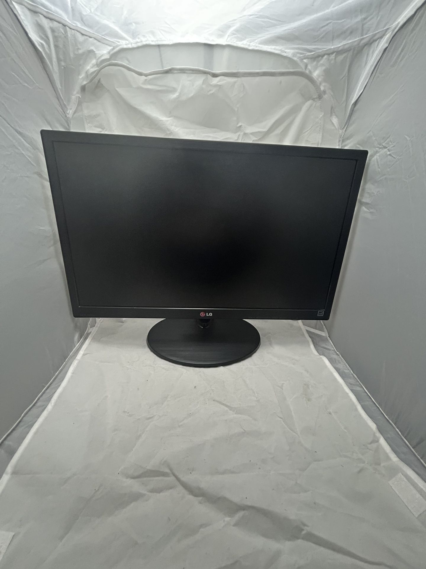 LG Monitor