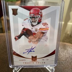 Travis Kelce Autographed Card