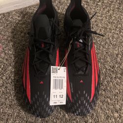 soccer cleats 