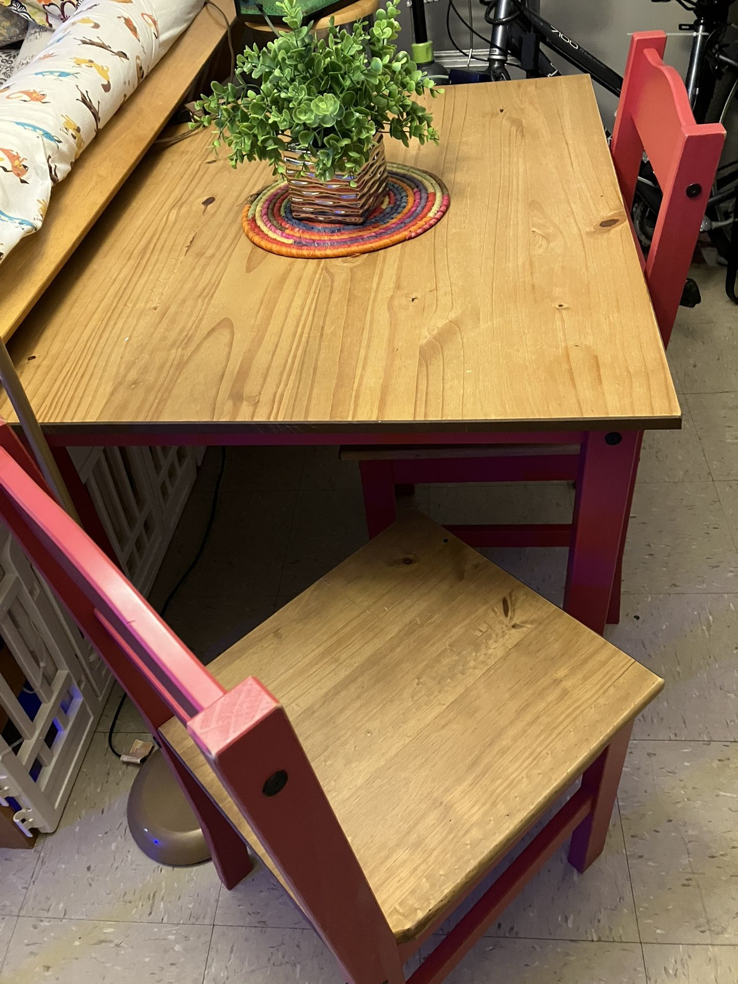 Table With 2 Chairs