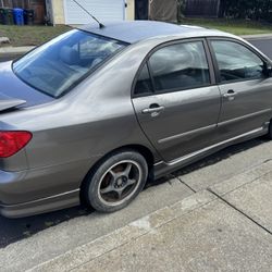 2004 Toyota Corolla