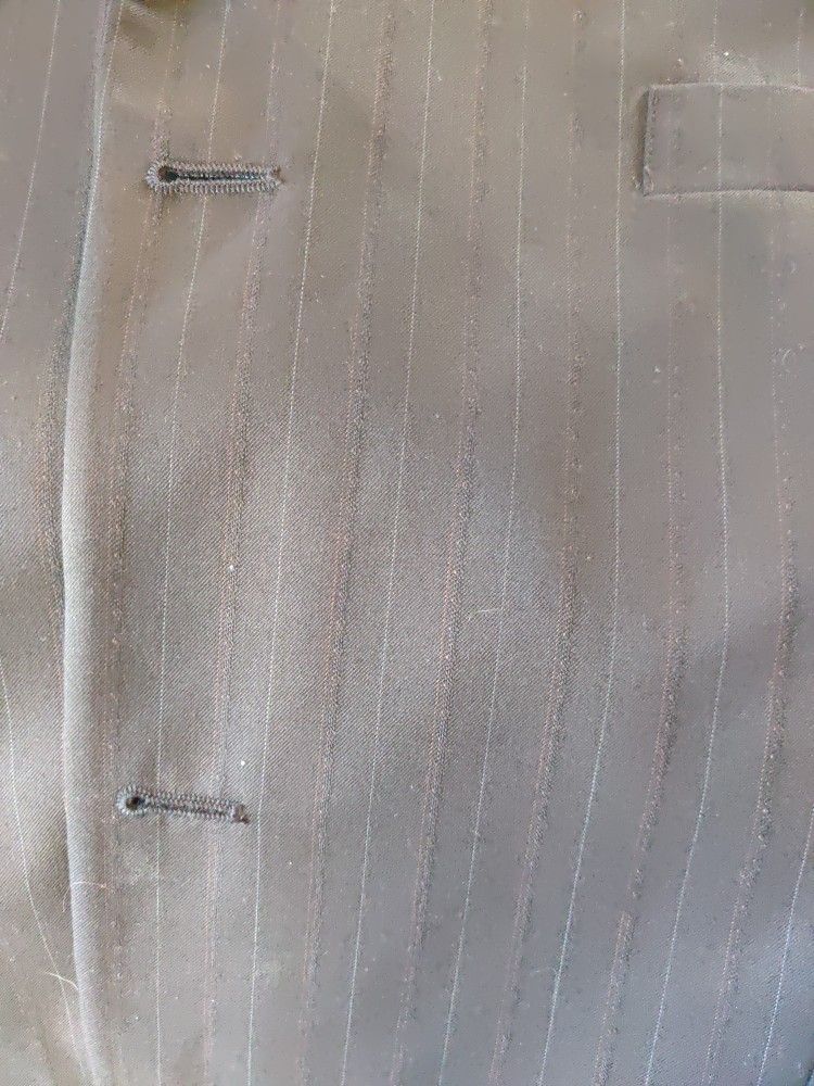 HAGGAR Men's Suit Never Worn