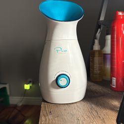 Püre facial steamer, humidifier, and towel warmer
