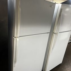 Whirlpool Apartment Size Refrigerator 18 Cu Ft 