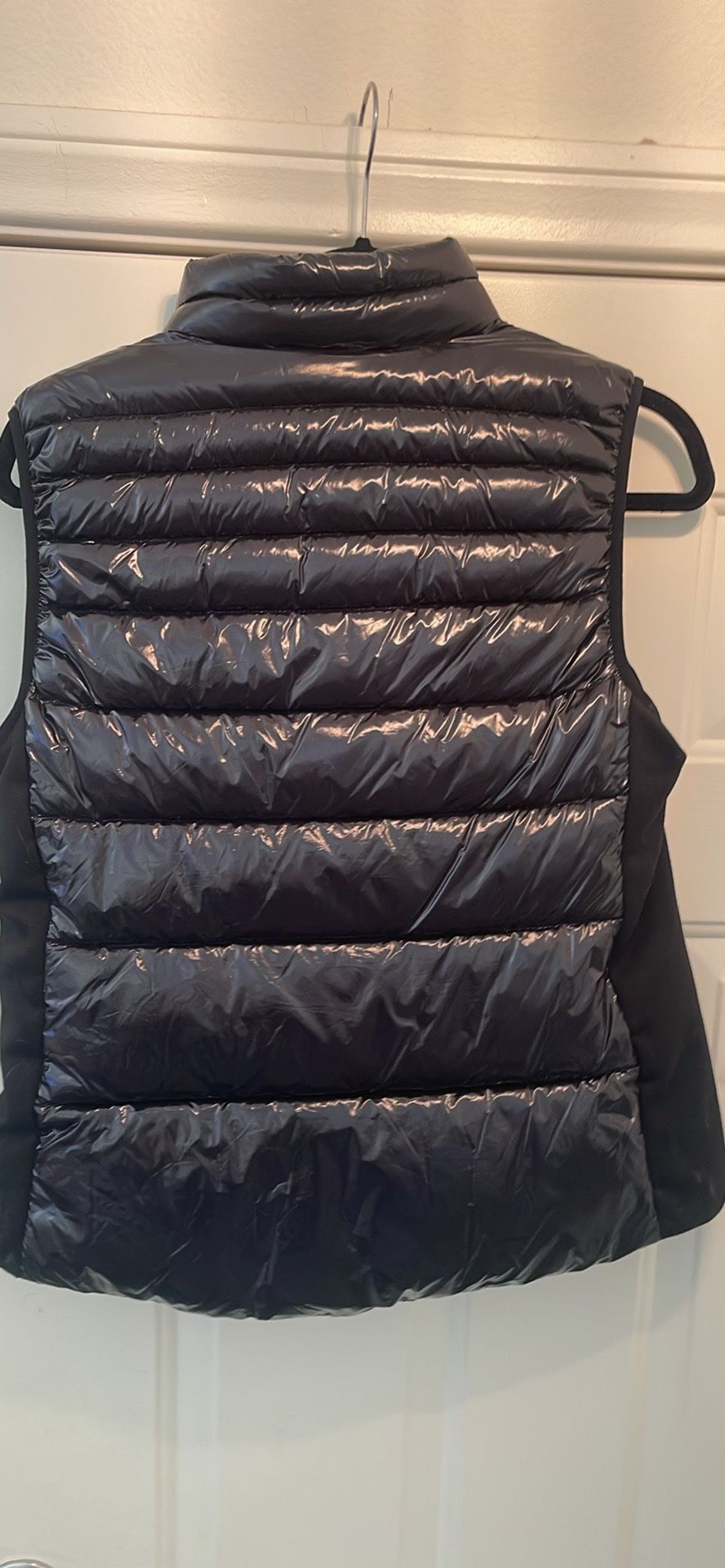 DKNY Black Winter down Vest Size M