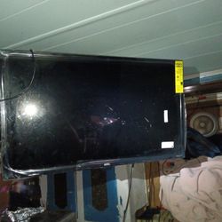 32-in 32-in Roku Flat Tv