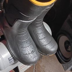 LACROSSE BOOTS BRAND NEW