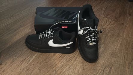 SUPREME BLACK NIKE AIRFORCE ONE LOWS