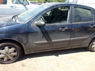 0 4 FORD FOCUS PARTING OUT