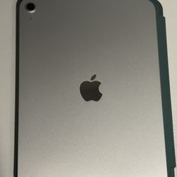 iPad A16(2025) With Blue Apple Smartfolio Case And USB C Apple Pencil