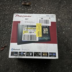 Pioneer DMH-130BT 6.5 Inch Digital Media Receiver In Black